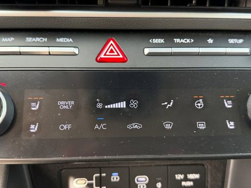 Certified 2025 Hyundai Sonata Limited FWD image 16