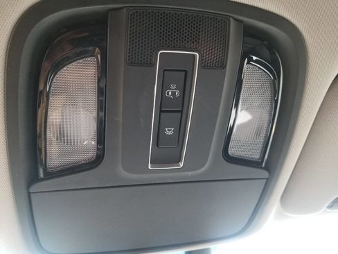 Used 2017 Kia Sorento EX w/ EX V6 Premium Package image 28