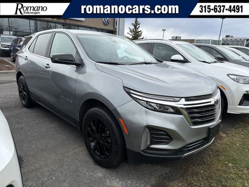 Used 2024 Chevrolet Equinox LT AWD/4WD image 1