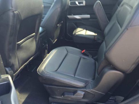 Used 2023 Ford Explorer XLT w/ Equipment Group 202A AWD/4WD image 12