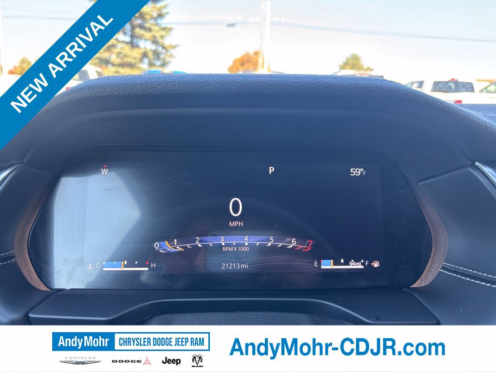 Used 2025 Jeep Grand Cherokee Limited w/ Luxury Tech Group II AWD/4WD image 9