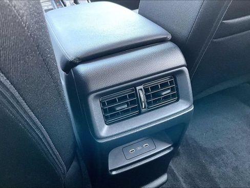 Used 2024 Honda CR-V EX image 10