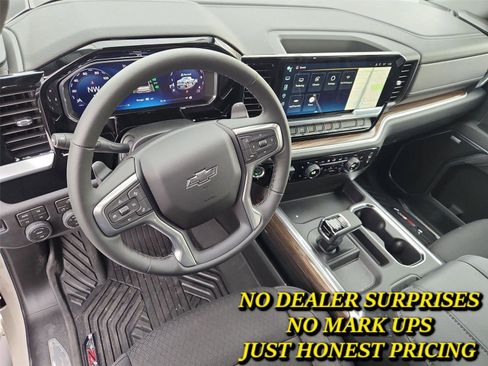 New 2026 Chevrolet Silverado 1500 RST AWD/4WD image 10