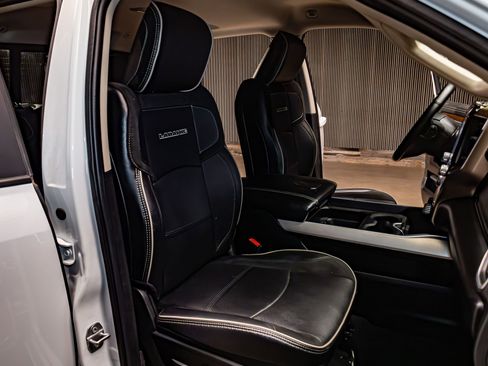 Used 2024 RAM 2500 Laramie w/ Protection Group image 27