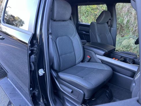 Used 2020 RAM 1500 Big Horn image 27