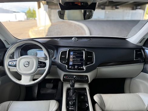 Used 2017 Volvo XC90 T6 Momentum w/ Vision Package AWD/4WD image 22