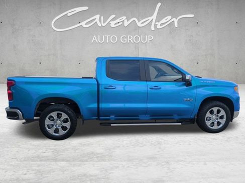 Used 2025 Chevrolet Silverado 1500 LT w/ Safety Package image 17