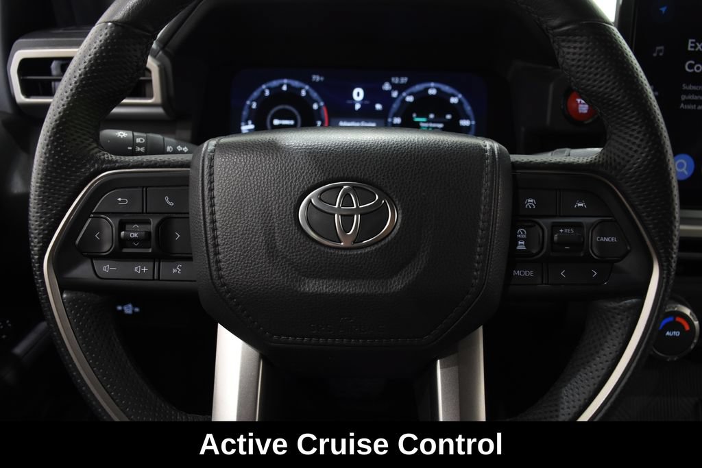 Used 2025 Toyota Tacoma TRD Off-Road AWD/4WD image 17