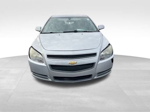 Used 2010 Chevrolet Malibu LT image 2