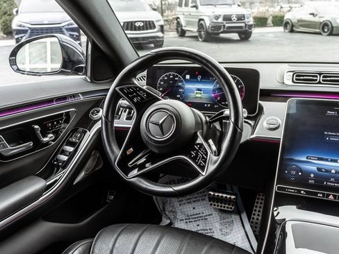 Used 2022 Mercedes-Benz S 500 4MATIC image 11