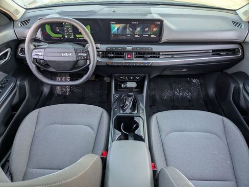 Used 2025 Kia K4 LXS image 25