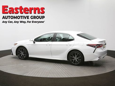Used 2024 Toyota Camry SE image 57