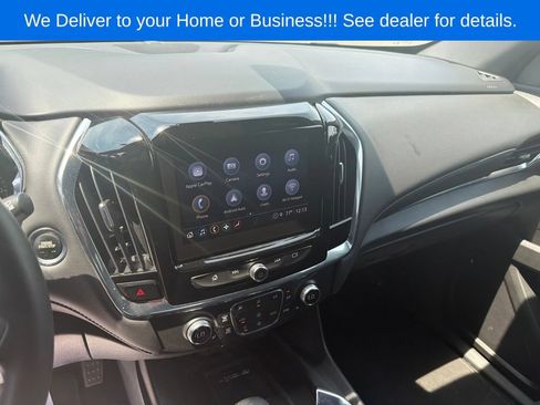 Used 2023 Chevrolet Traverse LT w/ Rear Camera Mirror Package AWD/4WD image 13
