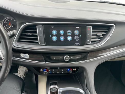 Used 2019 Buick Enclave Premium AWD/4WD image 12