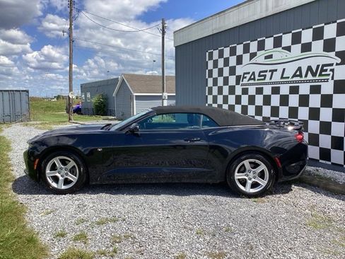 Used 2023 Chevrolet Camaro LT image 11