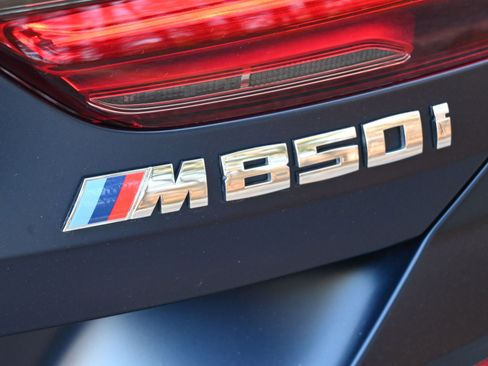 Used 2025 BMW M850i xDrive M850i image 21