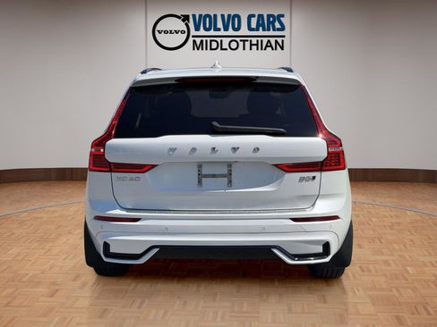 Used 2024 Volvo XC60 B5 Plus w/ Protection Package Premier AWD/4WD image 20