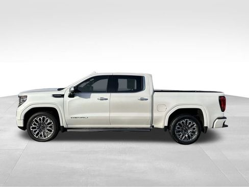 Used 2025 GMC Sierra 1500 Denali Ultimate image 14