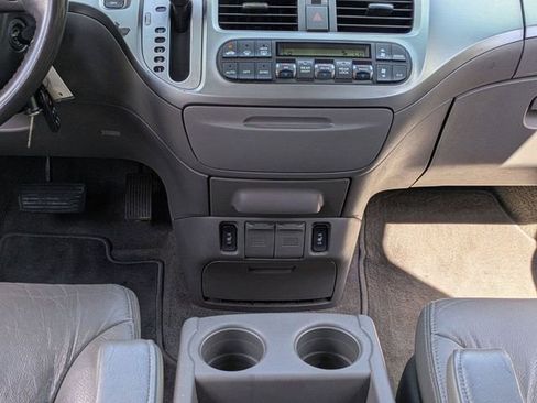 Used 2010 Honda Odyssey EX-L image 22