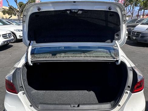 Used 2020 Honda Insight Touring image 15