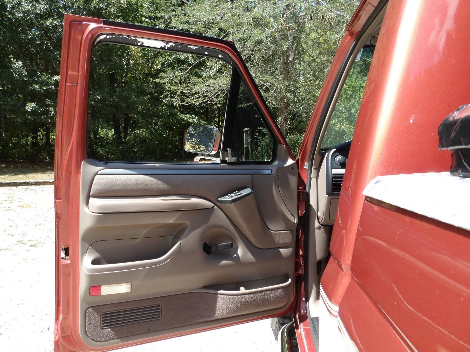 Used 1995 Ford F250 4x4 Regular Cab image 85