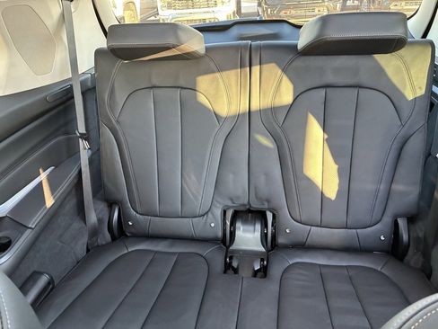 Used 2020 BMW X7 xDrive40i w/ Premium Package image 15