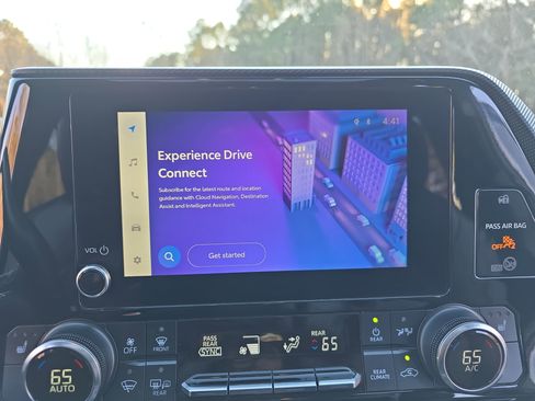 Used 2023 Toyota Highlander XSE image 24