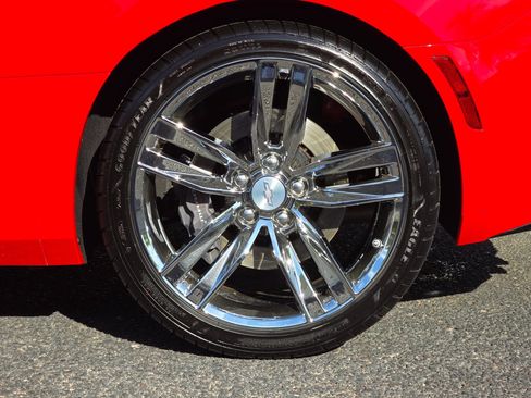 Used 2016 Chevrolet Camaro SS image 40