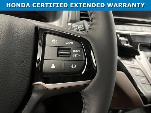 Certified 2025 Honda Odyssey Touring image 17