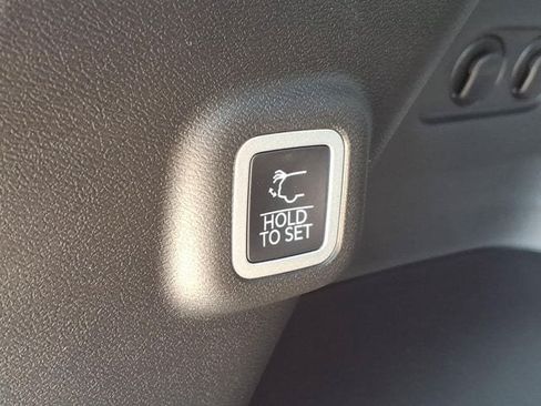 New 2026 Jeep Cherokee Limited AWD/4WD image 11