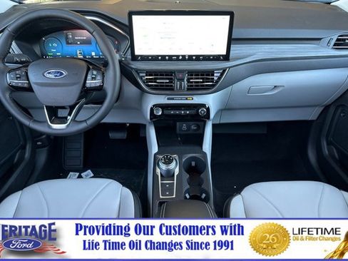 New 2025 Ford Escape SE w/ PHEV Premium Package image 13