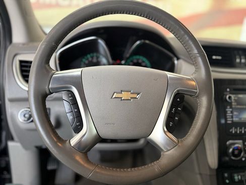 Used 2015 Chevrolet Traverse LTZ image 24