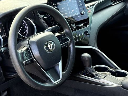 Used 2021 Toyota Camry LE FWD image 17