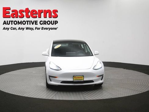 Used 2019 Tesla Model 3 Standard Range RWD image 46