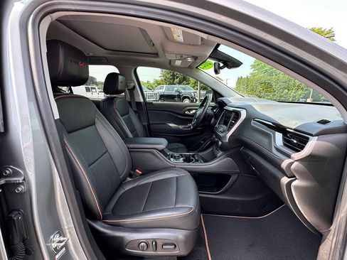 Used 2023 GMC Acadia AT4 w/ Technology Package AWD/4WD image 12