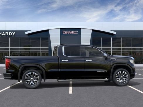New 2026 GMC Sierra 1500 Denali w/ Denali Reserve Package AWD/4WD image 5
