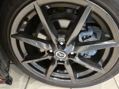 Used 2016 MAZDA MX-5 Miata Club image 12