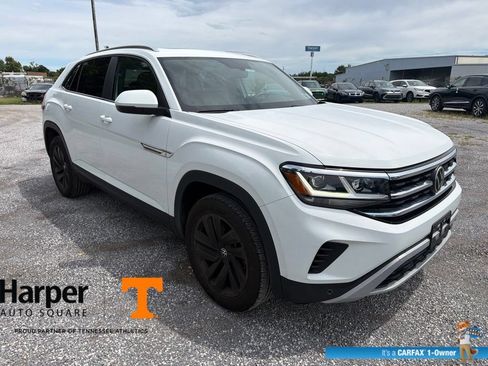 Used 2023 Volkswagen Atlas Cross Sport SE w/ Panoramic Sunroof Package AWD/4WD image 7