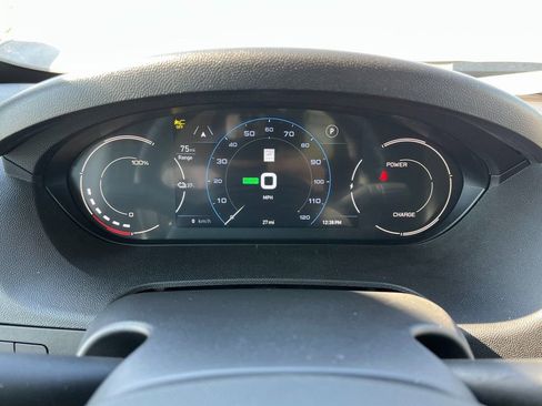 New 2024 RAM ProMaster 3500 w/ Delivery Van Package image 18