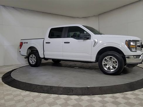 Used 2023 Ford F150 XLT image 9
