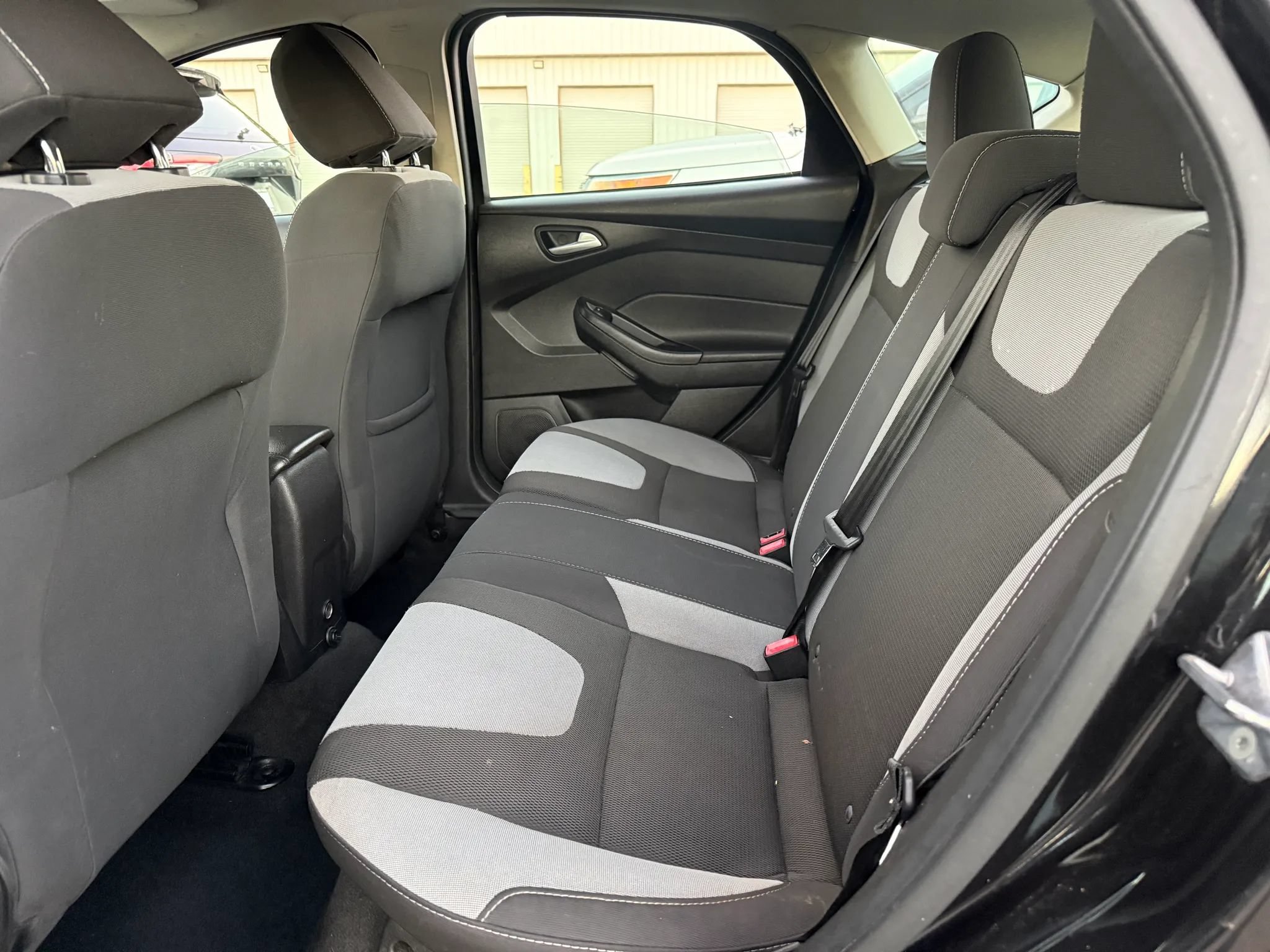 Used 2012 Ford Focus SE FWD image 21