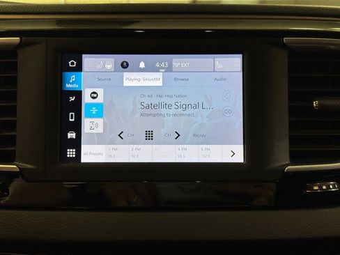 Used 2023 Chrysler Voyager LX FWD image 36
