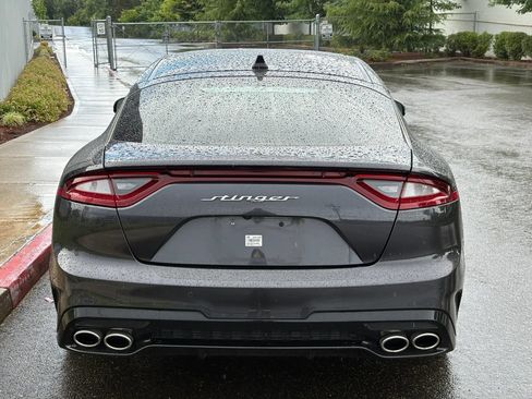 Used 2018 Kia Stinger GT1 AWD/4WD image 5