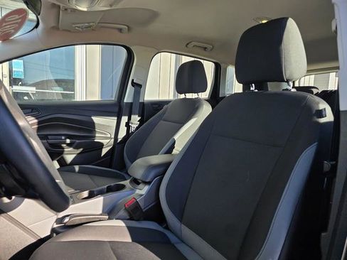 Used 2016 Ford Escape S image 8