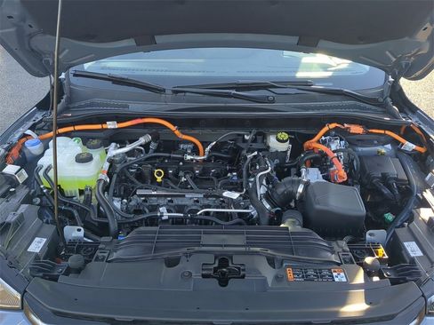 New 2025 Ford Escape Base w/ PHEV Premium Package image 33