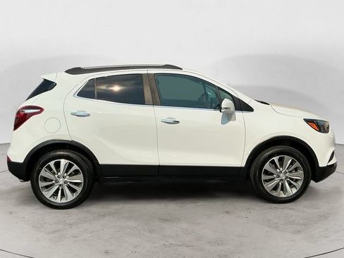 Used 2019 Buick Encore Preferred AWD/4WD image 4