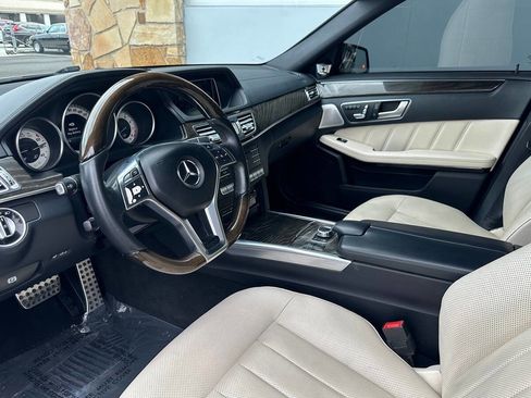Used 2016 Mercedes-Benz E 400 Sedan image 13