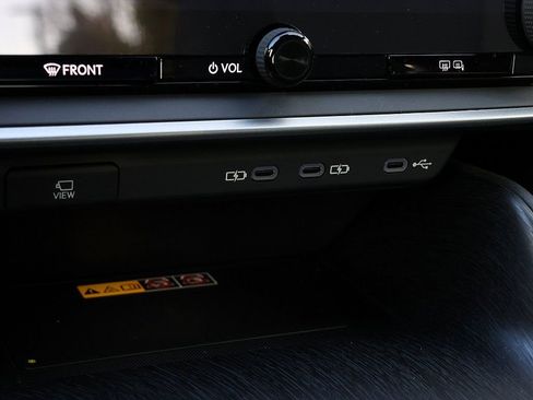 New 2026 Lexus RZ 350e 2WD image 25