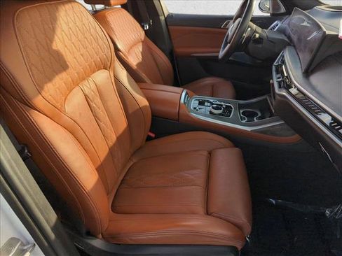 Used 2024 BMW X7 M60i w/ Executive Package image 23