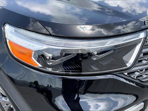 Used 2023 Ford Explorer XLT w/ Equipment Group 202A RWD image 26